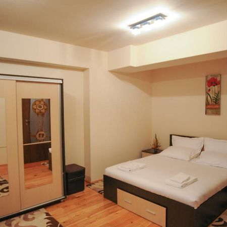 Apartamento Casa Di Luca Braşov Exterior foto