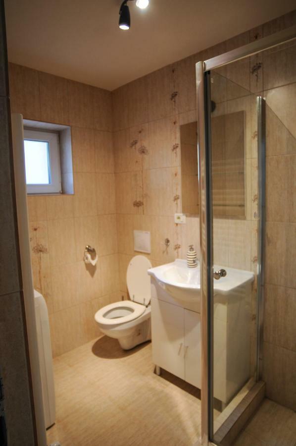 Apartamento Casa Di Luca Braşov Exterior foto